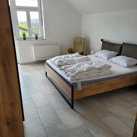 Leisure Apartment *