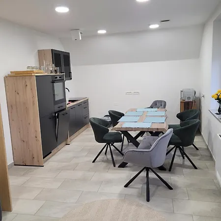 Leisure Apartment